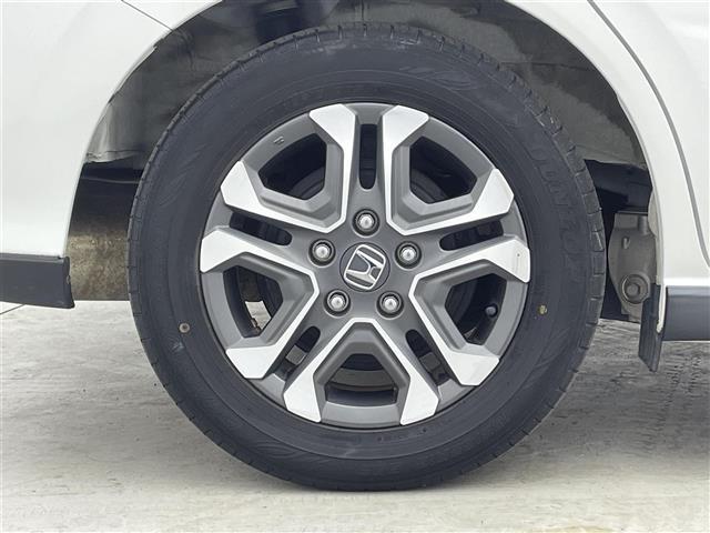 フリード クロスター・ホンダセンシング 純正9型ナビ 両側パワースライドドア アダプティブクルーズコントロール 衝突軽減ブレーキ レーンキープアシスト 専用コンビシート バックモニター LEDヘッドライト ルーフレール フルセグTV 禁煙車(33枚目)