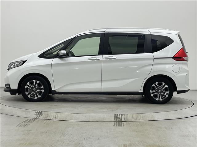 フリード クロスター・ホンダセンシング 純正9型ナビ 両側パワースライドドア アダプティブクルーズコントロール 衝突軽減ブレーキ レーンキープアシスト 専用コンビシート バックモニター LEDヘッドライト ルーフレール フルセグTV 禁煙車(37枚目)