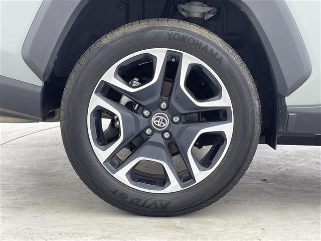 RAV4 アドベンチャー 純正9型DAナビ バックカメラ BSM アダプティブクルーズ クリアランスソナー トヨタセーフティセンス パワーシート ビルトインETC LEDヘッドランプ フォグ ルーフレール 純正19インチAW(29枚目)