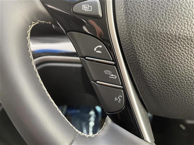 オデッセイ アブソルート・EXホンダセンシング 純正ナビ 後席モニター 全周囲カメラ 両側パワースライドドア アダプティブクルーズ 衝突軽減ブレーキ レーンキープアシスト 誤発進抑制機能 LEDヘッド BSM 大型アームレスト パワーシート 禁煙車(7枚目)