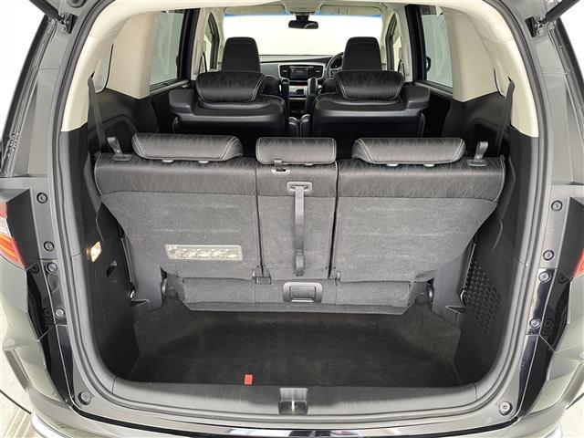 オデッセイ アブソルート・EXホンダセンシング 純正ナビ 後席モニター 全周囲カメラ 両側パワースライドドア アダプティブクルーズ 衝突軽減ブレーキ レーンキープアシスト 誤発進抑制機能 LEDヘッド BSM 大型アームレスト パワーシート 禁煙車(25枚目)