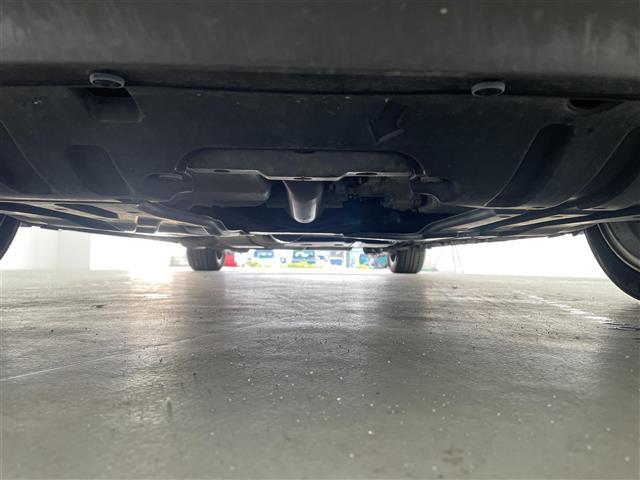 オデッセイ アブソルート・EXホンダセンシング 純正ナビ 後席モニター 全周囲カメラ 両側パワースライドドア アダプティブクルーズ 衝突軽減ブレーキ レーンキープアシスト 誤発進抑制機能 LEDヘッド BSM 大型アームレスト パワーシート 禁煙車(43枚目)