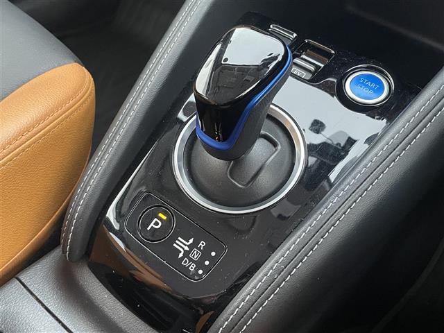 キックス X ツートーンインテリアエディション 純正9型ナビ プロパイロット アラウンドビューモニター インテリジェントルームミラー LEDヘッドライト エマージェンシーブレーキ 車線逸脱警報 ETC シートヒーター ドライブレコーダー 禁煙(14枚目)