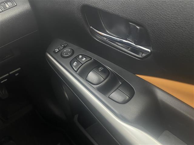 キックス X ツートーンインテリアエディション 純正9型ナビ プロパイロット アラウンドビューモニター インテリジェントルームミラー LEDヘッドライト エマージェンシーブレーキ 車線逸脱警報 ETC シートヒーター ドライブレコーダー 禁煙(17枚目)