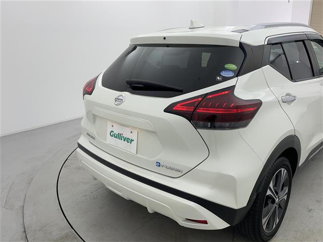 キックス X ツートーンインテリアエディション 純正9型ナビ プロパイロット アラウンドビューモニター インテリジェントルームミラー LEDヘッドライト エマージェンシーブレーキ 車線逸脱警報 ETC シートヒーター ドライブレコーダー 禁煙(32枚目)