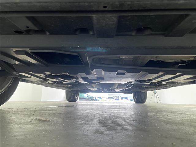 キックス X ツートーンインテリアエディション 純正9型ナビ プロパイロット アラウンドビューモニター インテリジェントルームミラー LEDヘッドライト エマージェンシーブレーキ 車線逸脱警報 ETC シートヒーター ドライブレコーダー 禁煙(43枚目)