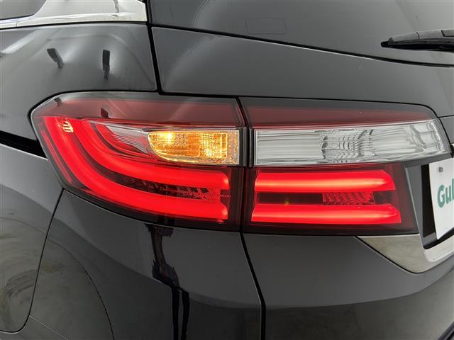 オデッセイ アブソルート　ホンダセンシング　イクリプスナビ　バックカメラ　ＢＴ接続／フルセグＴＶ／ＣＤ／ＤＶＤ　純正ＡＷ車載　スタッドレスタイヤ（２１５／５５Ｒ１７）センターコンソールボックス　両側パワースライドドア　ホンダセンシング（33枚目）