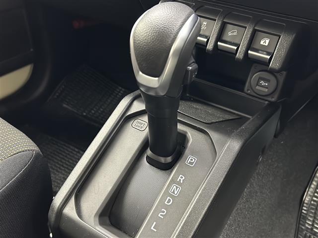 ◆最新ナビ（フルセグ・ワンセグ・ＤＶＤ再生）もご案内。カロッツェリア・アルパイン・イクリプスのナビを取扱しておりバックカメラ（バックモニター）後席モニター（フリップダウンモニター）の取付も可能です。