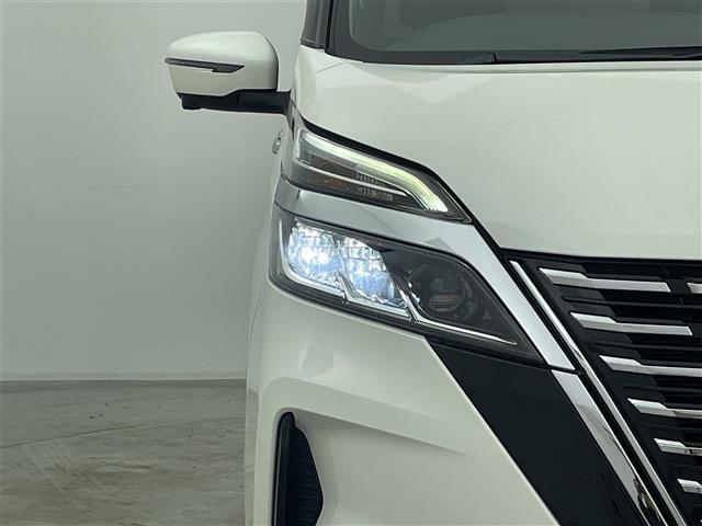 セレナ ハイウェイスターV 純正SDナビ BT接続/フルセグTV 純正16インチAW プロパイロット アラウンドビューモニター エマージェンシーブレーキ プロパイロットパーキング 側方/後方支援 純正フルエアロ 両側パワスラ(31枚目)