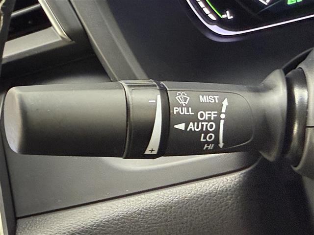 インサイト EX・プライムスタイル 純正ナビ バックカメラ ビルトインETC2.0 レザーシート シートヒーター パワーシート レーダークルーズコントロール BSM パドルシフト プッシュスタート スマートキー オートライト(12枚目)