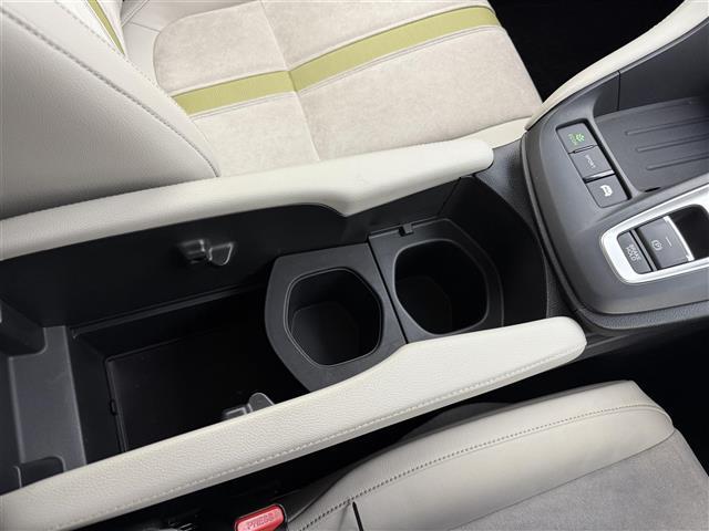 インサイト EX・プライムスタイル 純正ナビ バックカメラ ビルトインETC2.0 レザーシート シートヒーター パワーシート レーダークルーズコントロール BSM パドルシフト プッシュスタート スマートキー オートライト(21枚目)