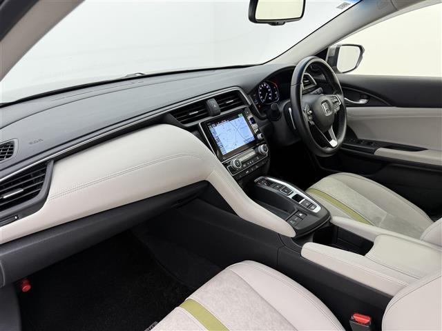 インサイト EX・プライムスタイル 純正ナビ バックカメラ ビルトインETC2.0 レザーシート シートヒーター パワーシート レーダークルーズコントロール BSM パドルシフト プッシュスタート スマートキー オートライト(29枚目)