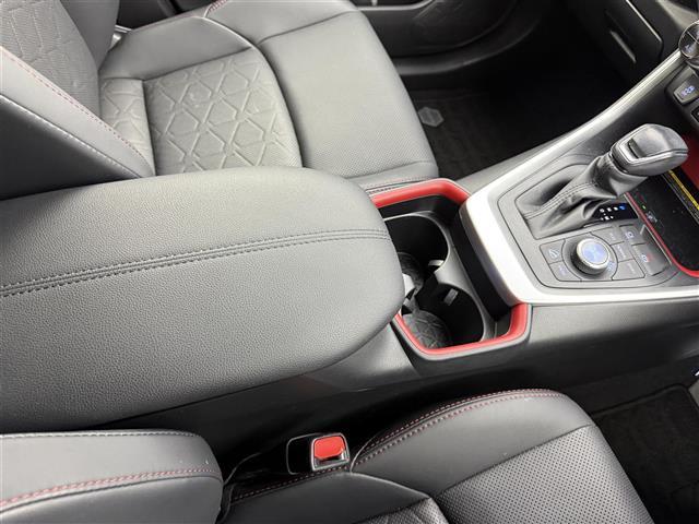 RAV4 アドベンチャー オフロードパッケージ 4WD 純正ナビ バックカメラ ビルトインETC 前後ドライブレコーダー レザーシート シートヒーター エアシート ステアリングヒーター クルーズコントロール BSM プッシュスタート スペアキー(17枚目)