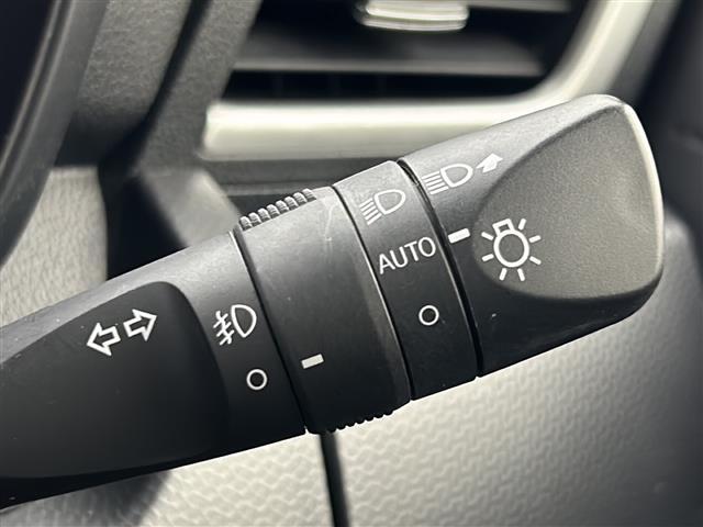 ルーミー カスタムG-T 純正ナビ 全方位カメラ ビルトインETC2.0 前後ドライブレコーダー レーダークルーズコントロール シートヒーター プッシュスタート スマートキー スペアキー オートライト オートマチックハイビーム(14枚目)