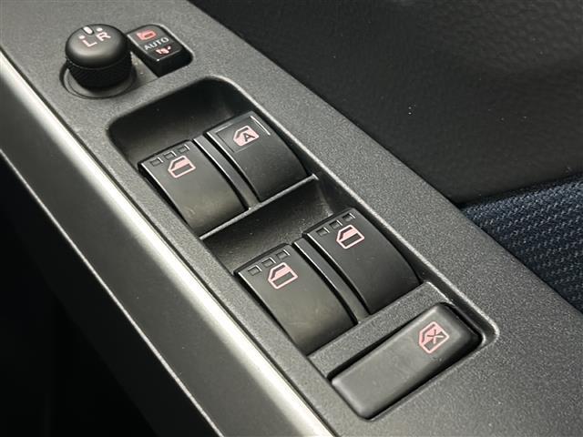 ルーミー カスタムG-T 純正ナビ 全方位カメラ ビルトインETC2.0 前後ドライブレコーダー レーダークルーズコントロール シートヒーター プッシュスタート スマートキー スペアキー オートライト オートマチックハイビーム(15枚目)