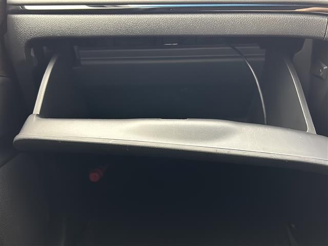 オデッセイ アブソルート 両側パワースライドドア 純正10インチナビ 全方位カメラ ビルトインETC2.0 ホンダセンシング レーダークルーズコントロール デジタルインナーミラー ハーフレザー パワーシート プッシュスタート(16枚目)