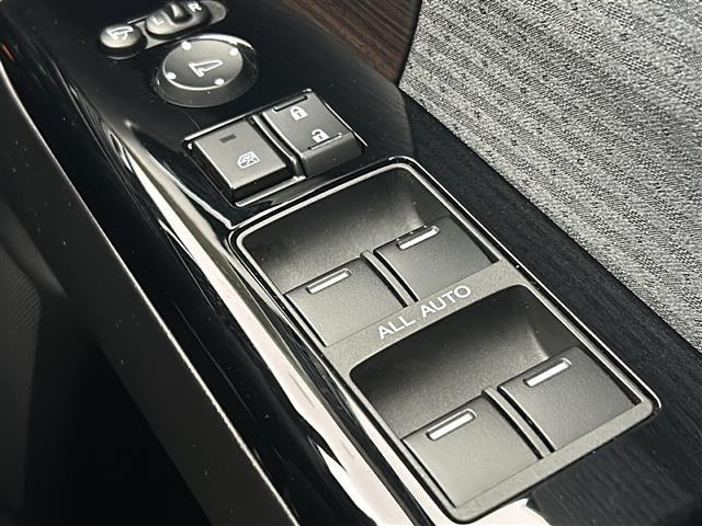 オデッセイ アブソルート 両側パワースライドドア 純正10インチナビ 全方位カメラ ビルトインETC2.0 ホンダセンシング レーダークルーズコントロール デジタルインナーミラー ハーフレザー パワーシート プッシュスタート(17枚目)