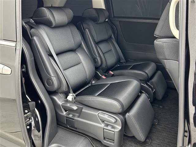 オデッセイ アブソルート 両側パワースライドドア 純正10インチナビ 全方位カメラ ビルトインETC2.0 ホンダセンシング レーダークルーズコントロール デジタルインナーミラー ハーフレザー パワーシート プッシュスタート(26枚目)