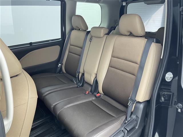 セレナ Ｘ　純正９型ナビ　１２型フリップダウンモニター　両側パワースライドドア　アラウンドビューモニター　フルセグＴＶ　ＴＶキャンセラー　Ｂｌｕｅｔｏｏｔｈオーディオ　ＬＥＤヘッドライト　エマージェンシーブレーキ（27枚目）