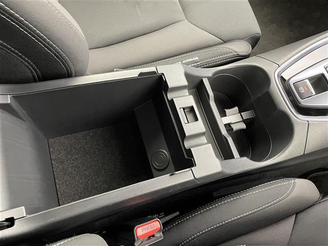 レヴォーグ GT EX 純正11型ナビ バック/サイド/フロントカメラ 追従クルーズ パワーシート シートヒーター 車線逸脱抑制 衝突被害軽減ブレーキ ETC 純正17インチAW LEDヘッドライト 禁煙車(14枚目)