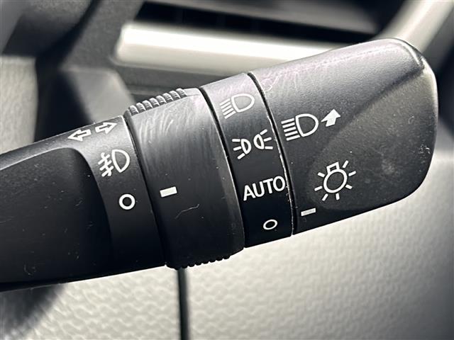 ジャスティ カスタムRS スマートアシスト アルパイン9型ナビ 全周囲カメラ 両側パワースライドドア シートヒーター クルーズコントロール LEDヘッドランプ フォグランプ ETC フルセグTV フルオートエアコン 純正15インチAW 禁煙車(23枚目)