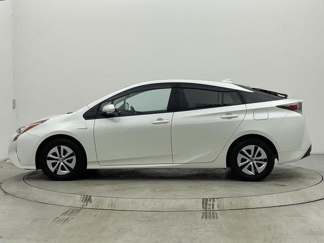 プリウス A 純正9型ナビ アダプティブクルーズコントロール ヘッドアップディスプレイ バックモニター クリアランスソナー プリクラッシュセーフティ レーンディパーチャーアラート オートマチックハイビーム 禁煙車(47枚目)