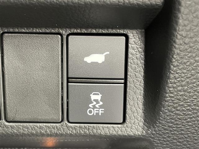 ステップワゴン e:HEVスパーダ プレミアムライン 純正11型ナビ マルイチビューカメラ パワーテールゲート 両側パワースライドドア 前後席シートヒーター ブラインドスポットインフォメーション HDMI入力端子 シーケンシャルランプ 禁煙車(8枚目)