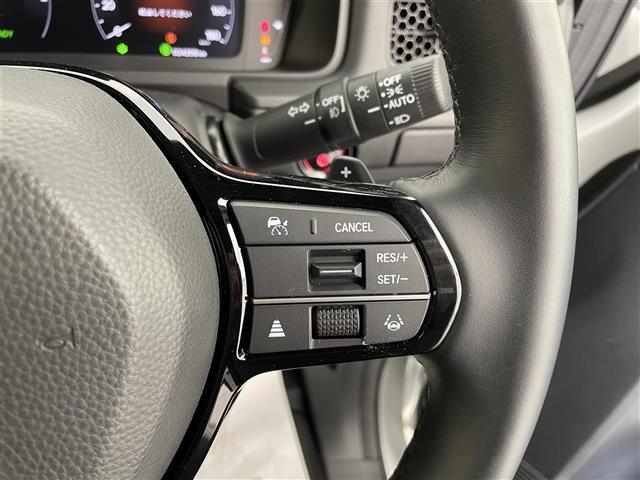 ステップワゴン e:HEVスパーダ プレミアムライン 純正11型ナビ マルイチビューカメラ パワーテールゲート 両側パワースライドドア 前後席シートヒーター ブラインドスポットインフォメーション HDMI入力端子 シーケンシャルランプ 禁煙車(12枚目)