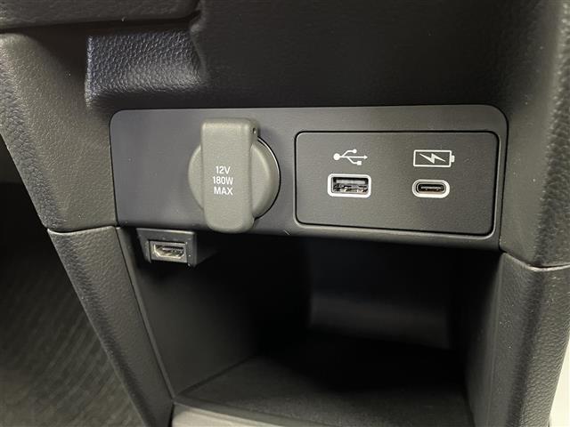 ステップワゴン e:HEVスパーダ プレミアムライン 純正11型ナビ マルイチビューカメラ パワーテールゲート 両側パワースライドドア 前後席シートヒーター ブラインドスポットインフォメーション HDMI入力端子 シーケンシャルランプ 禁煙車(17枚目)