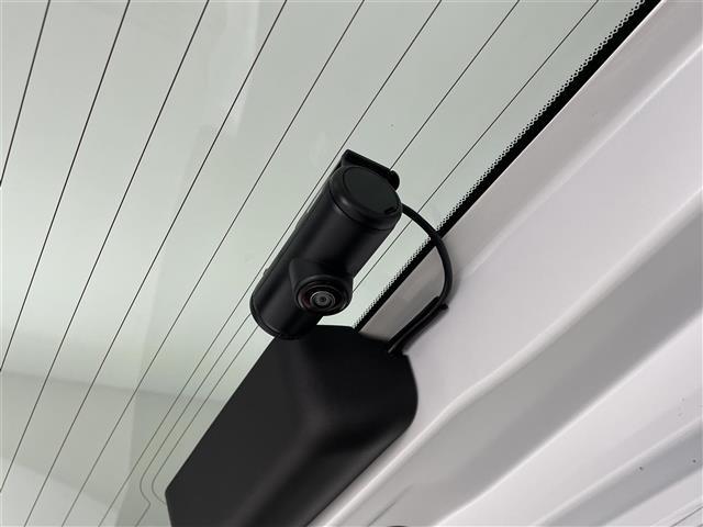 ステップワゴン e:HEVスパーダ プレミアムライン 純正11型ナビ マルイチビューカメラ パワーテールゲート 両側パワースライドドア 前後席シートヒーター ブラインドスポットインフォメーション HDMI入力端子 シーケンシャルランプ 禁煙車(19枚目)