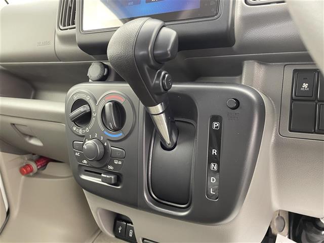 エブリイ ジョインターボ 届出済未使用車 純正9型ディスプレイオーディオ セーフティサポート装着車 パーキングセンサー LEDヘッドライト 両側スライドドア シートヒーター バックモニター スマートキー 後席パワーウィンドウ(14枚目)