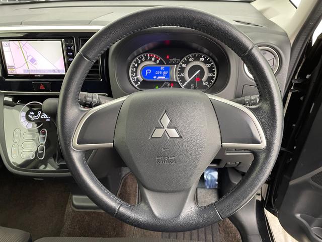 ｅＫスペースカスタム カスタムＴ　ナビ　両側パワースライドドア　バックカメラ　ＥＴＣ　ドライブレコーダー　スマートキー　フルセグＴＶ　Ｂｌｕｅｔｏｏｔｈオーディオ　純正ＡＷ／サマータイヤセット車載　フルオートエアコン　禁煙車（7枚目）