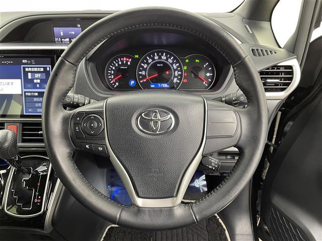 ヴォクシー ＺＳ　煌ＩＩ　純正１０型ナビ　１２型後席モニター　両側パワースライドドア　クリアランスソナー　クルーズコントロール　バックモニター　ＬＥＤヘッドランプ　フルセグＴＶ　Ｂｌｕｅｔｏｏｔｈ　セーフティセンス　禁煙車（9枚目）