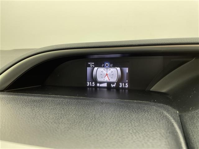ヴォクシー ＺＳ　煌ＩＩ　純正１０型ナビ　１２型後席モニター　両側パワースライドドア　クリアランスソナー　クルーズコントロール　バックモニター　ＬＥＤヘッドランプ　フルセグＴＶ　Ｂｌｕｅｔｏｏｔｈ　セーフティセンス　禁煙車（11枚目）