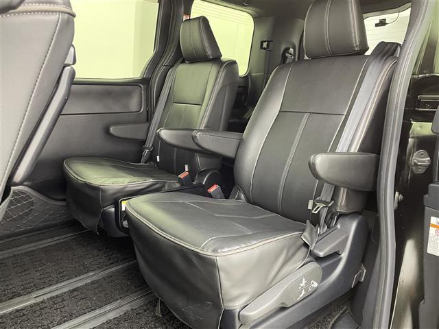 ヴォクシー ＺＳ　煌ＩＩ　純正１０型ナビ　１２型後席モニター　両側パワースライドドア　クリアランスソナー　クルーズコントロール　バックモニター　ＬＥＤヘッドランプ　フルセグＴＶ　Ｂｌｕｅｔｏｏｔｈ　セーフティセンス　禁煙車（25枚目）