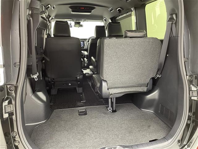 ヴォクシー ＺＳ　煌ＩＩ　純正１０型ナビ　１２型後席モニター　両側パワースライドドア　クリアランスソナー　クルーズコントロール　バックモニター　ＬＥＤヘッドランプ　フルセグＴＶ　Ｂｌｕｅｔｏｏｔｈ　セーフティセンス　禁煙車（30枚目）