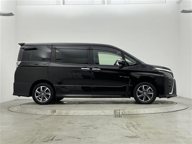 ヴォクシー ＺＳ　煌ＩＩ　純正１０型ナビ　１２型後席モニター　両側パワースライドドア　クリアランスソナー　クルーズコントロール　バックモニター　ＬＥＤヘッドランプ　フルセグＴＶ　Ｂｌｕｅｔｏｏｔｈ　セーフティセンス　禁煙車（35枚目）