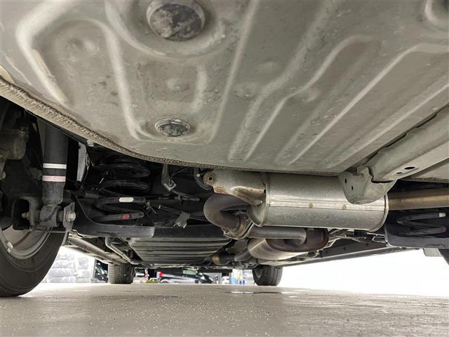 ヴォクシー ＺＳ　煌ＩＩ　純正１０型ナビ　１２型後席モニター　両側パワースライドドア　クリアランスソナー　クルーズコントロール　バックモニター　ＬＥＤヘッドランプ　フルセグＴＶ　Ｂｌｕｅｔｏｏｔｈ　セーフティセンス　禁煙車（43枚目）