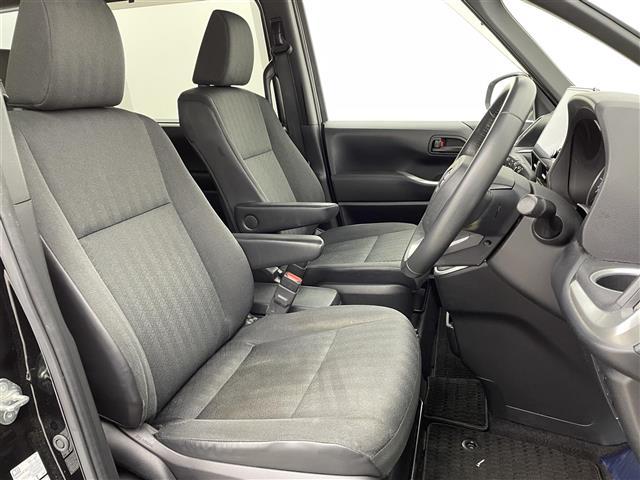 ヴォクシー ハイブリッドS-G 4WD 純正10型ナビ 両側パワースライド アダプティブクルーズコントロール フルセグTV HDMI入力 シートヒーター ETC2.0 クリアランスソナー パーキングサポートブレーキ セーフティセンス(22枚目)