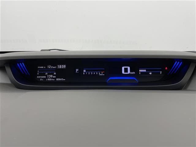 フリード Ｇ・ホンダセンシング　純正ナビ　両側パワースライドドア　ＬＥＤヘッドライト　フルセグＴＶ　衝突軽減ブレーキ　レーンキープアシスト　コンフォートビューＰＫＧ　後席サンシェード　ＥＴＣ　前後ドライブレコーダー　禁煙車（10枚目）