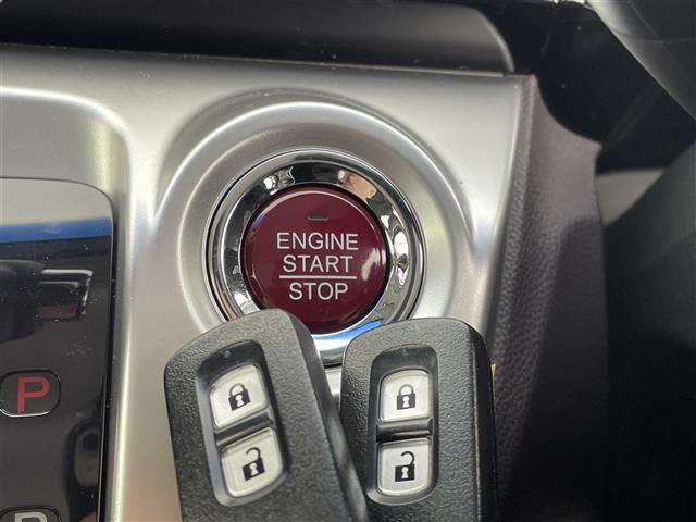 N-WGNカスタム G・ターボパッケージ 純正ナビ バックカメラ ETC ハーフレザーシート ETC HIDヘッドランプ フォグランプ ワンセグTV 純正14インチアルミ スマートキー フルオートエアコン オートライト 禁煙車(15枚目)