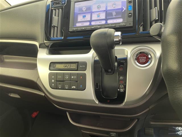 N-WGNカスタム G・ターボパッケージ 純正ナビ バックカメラ ETC ハーフレザーシート ETC HIDヘッドランプ フォグランプ ワンセグTV 純正14インチアルミ スマートキー フルオートエアコン オートライト 禁煙車(19枚目)