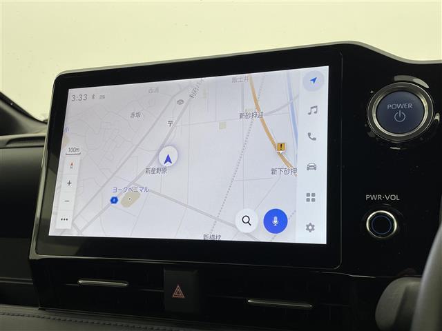 ヴォクシー ハイブリッドＳ－Ｚ　純正１０．５インチナビ　快適利便ＨＩＧＨ　後席モニター　デジタルインナーミラー　ヘッドアップディスプレイ　パワーバックドア　両側パワースライドドア　前後席シートヒーター　ＨＤＭＩ入力端子　禁煙車（3枚目）