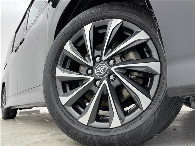 ヴォクシー ハイブリッドＳ－Ｚ　純正１０．５インチナビ　快適利便ＨＩＧＨ　後席モニター　デジタルインナーミラー　ヘッドアップディスプレイ　パワーバックドア　両側パワースライドドア　前後席シートヒーター　ＨＤＭＩ入力端子　禁煙車（32枚目）