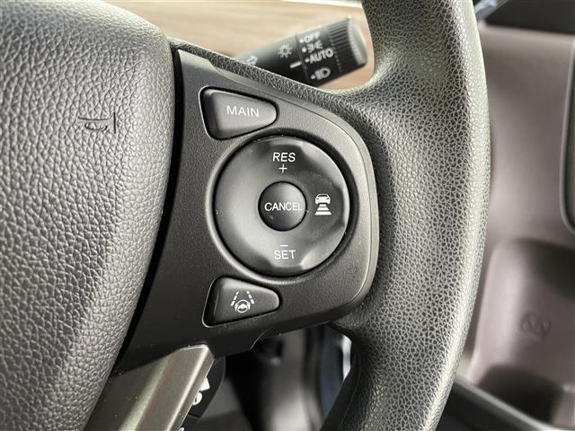 フリードハイブリッド ハイブリッド・Ｇホンダセンシング　純正ナビ　両側電動スライド　ハンズフリーオートスライド　アダプティブクルーズコントロール　衝突軽減ブレーキ　レーンキープアシスト　バックモニター　ＬＥＤヘッドライト　シートヒーター　ビルトインＥＴＣ（8枚目）