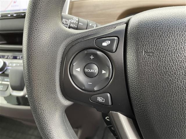 フリードハイブリッド ハイブリッド・Ｇホンダセンシング　純正ナビ　両側電動スライド　ハンズフリーオートスライド　アダプティブクルーズコントロール　衝突軽減ブレーキ　レーンキープアシスト　バックモニター　ＬＥＤヘッドライト　シートヒーター　ビルトインＥＴＣ（10枚目）