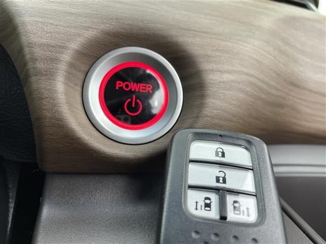 フリードハイブリッド ハイブリッド・Ｇホンダセンシング　純正ナビ　両側電動スライド　ハンズフリーオートスライド　アダプティブクルーズコントロール　衝突軽減ブレーキ　レーンキープアシスト　バックモニター　ＬＥＤヘッドライト　シートヒーター　ビルトインＥＴＣ（14枚目）
