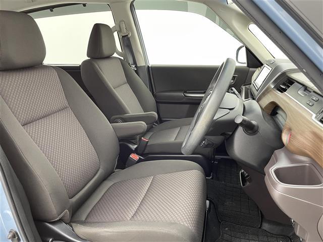 フリードハイブリッド ハイブリッド・Ｇホンダセンシング　純正ナビ　両側電動スライド　ハンズフリーオートスライド　アダプティブクルーズコントロール　衝突軽減ブレーキ　レーンキープアシスト　バックモニター　ＬＥＤヘッドライト　シートヒーター　ビルトインＥＴＣ（23枚目）