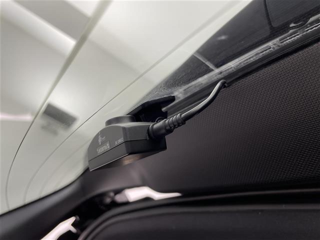 ヴォクシー ＺＳ　煌ＩＩＩ　純正ナビ　後席モニター　両側パワースライドドア　バックカメラ　ＥＴＣ　前後ドライブレコーダー　クルーズコントロール　トヨタセーフティセンス　ＬＥＤヘッドランプ　フルセグＴＶ　スペアタイヤ　禁煙車（30枚目）