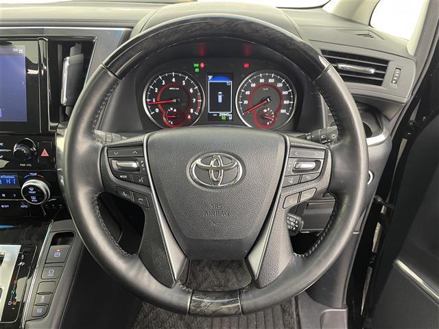 アルファード ２．５Ｓ　Ｃパッケージ　サンルーフ　後席モニター　デジタルインナーミラー　ＢＳＭ　ＲＣＴＡ　アダプティブクルーズコントロール　セーフティセンス　１００Ｖ電源　フルセグＴＶ　ＣＤ／ＤＶＤ　ＥＴＣ２．０　ドライブレコーダー　禁煙（19枚目）